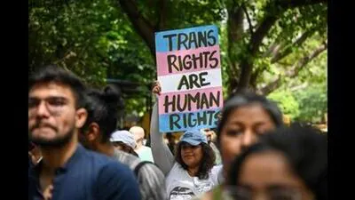 Delhi HC asks Centre, police, govt to frame SOP for transgender arrests, detention