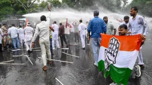 HC notice to Dipke over 'morphed' pic, Congress protest against CEC and more — HT Evening News