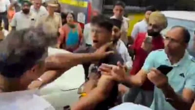 AAP national convenor and former Delhi chief minister Arvind Kejriwal also shared the video