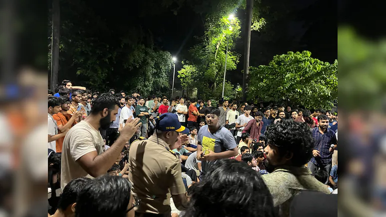 Mumbai: Following the tragic suicide of IIT-Bombay student Sahil Wakode in his hostel room
