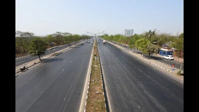 MoRTH pushes for an intelligent and clean construction