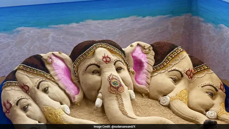 Sand artist Sudarsan Pattnaik marked Ganesh Chaturthi with a special sand sculpture