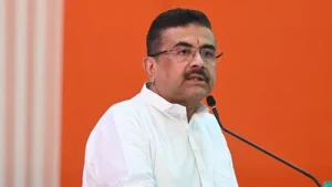 Bad weather prevents West Bengal CM Adhikari's helicopter from landing in Kalimpong, forces return
