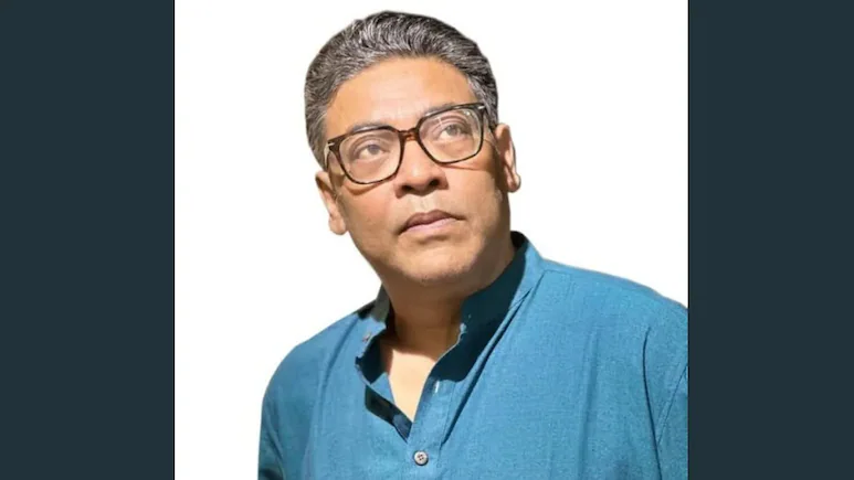 But it would be wrong to think that Indranil Sen kept all the money for himself