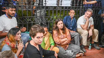 Congress leaders Rahul Gandhi and Priyanka Gandhi Vadra met the parents of Ankita Bhandari