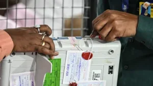 Voter's name appears 11 times in Azamgarh rolls, ECI orders action against 9 officials in UP