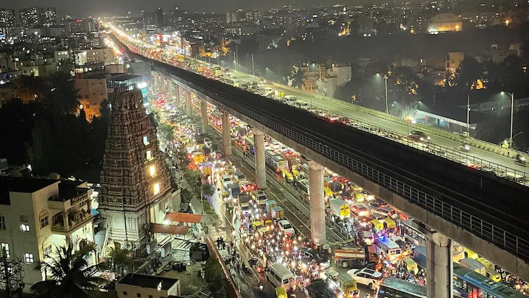 Highlighting the state of affairs in the city, a woman recently took to social media to detail