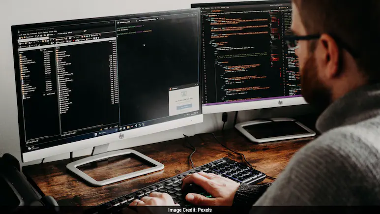 'I'm The Team Villain' — Senior's Ego 'Bruised' After Junior Techie Fixes System Bottleneck