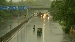 Why it matters: Delhi Records Coldest October Day In 75 Years After Heavy Rain, Clean Air