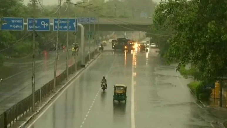 Why it matters: Delhi Records Coldest October Day In 75 Years After Heavy Rain, Clean Air