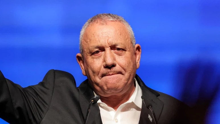 Eisenkot, who has been neck and neck with Netanyahu in polls, has promised to try to restore