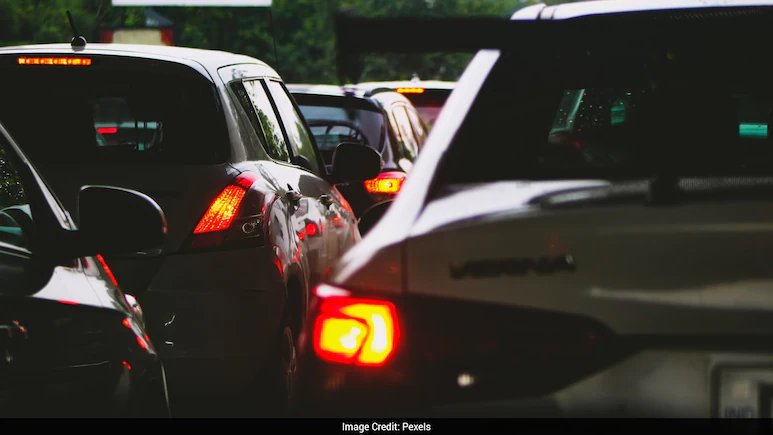 Bengaluru traffic has once again raised concerns after a commuter shared a Google Maps estimate