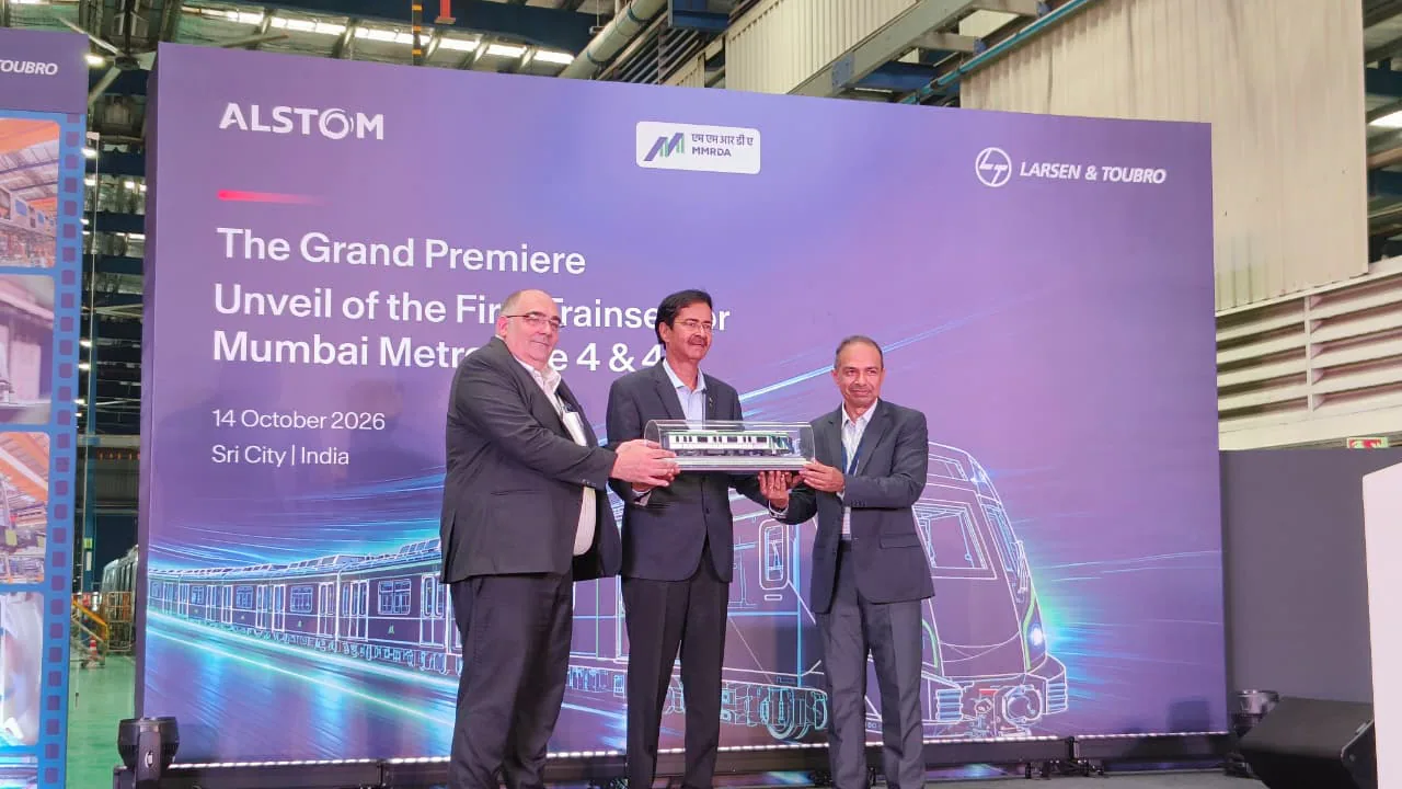 Delivered in a record time of 14 months, we today unveiled the first trainset for Mumbai Metro