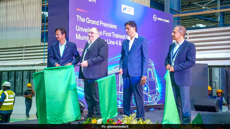 Delivered in a record time of 14 months, we today unveiled the first trainset for Mumbai Metro