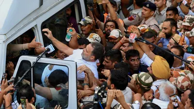 “In the history of the country, no political delegation has ever marched to the Supreme Court
