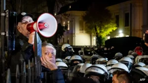 Within hours, Poland's president had turned his plane around in mid-air, protesters had