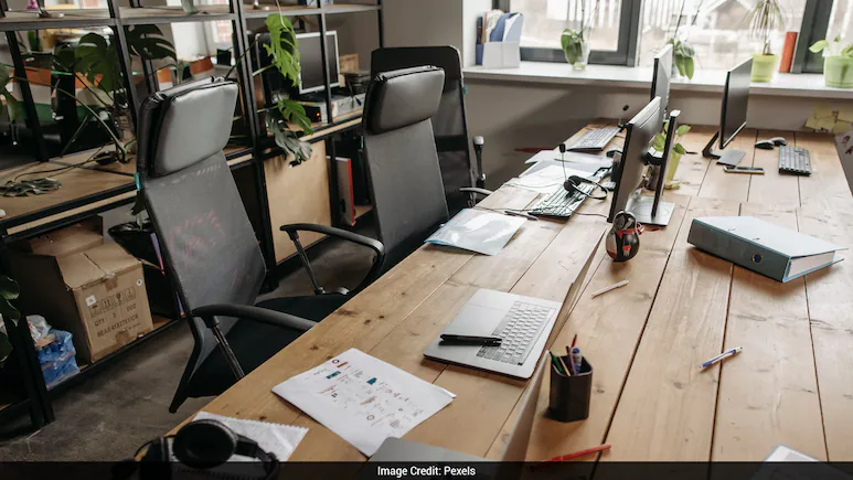 It will also end six-day workweeks, which are currently followed by around 16 million people