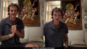 A video of a foreigner reciting the Hanuman Chalisa is going viral on social media