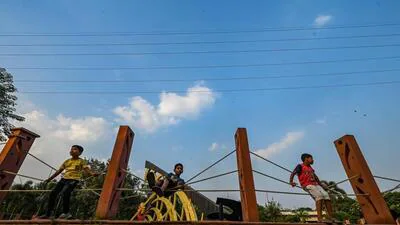 Delhi recorded a minimum temperature of 23.2°C on Friday morning, marginally below the normal