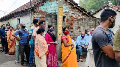 Amid 'vote chori' row, poll body's Bengal data points to seats TMC won despite SIR deletions