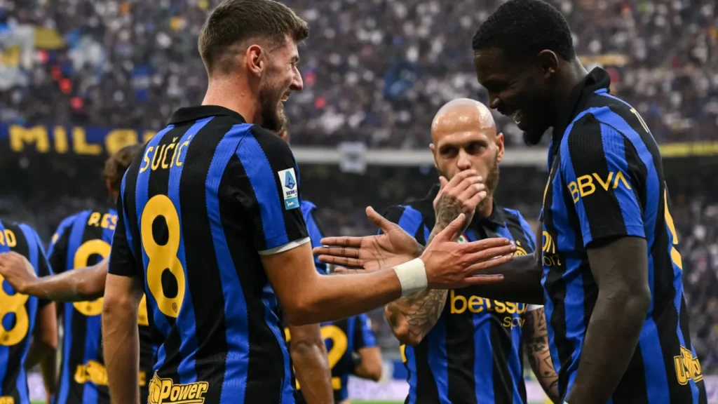 Inter Milan surged to the top of Serie A on Saturday thanks to three goals in the first half