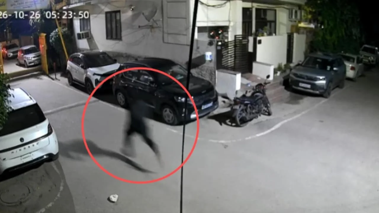 CCTV Shows How Ghaziabad Woman, Gym Trainer Plotted Husband's Murder