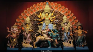 This year, Navratri is being observed from October 11 to October 20, 2026, and the last (10th)