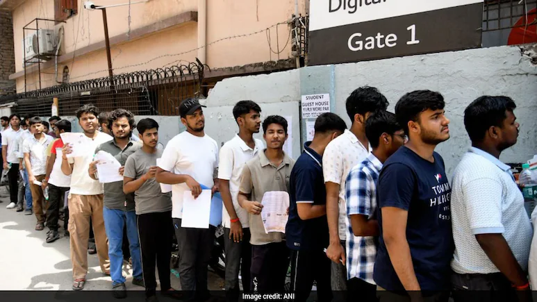 Candidates preparing for the Joint Entrance Examination (JEE) Main 2027 in Bihar can expect