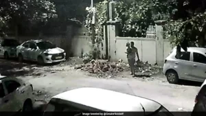 Greater Noida Man Dumps Garbage On Road, receives A Public Warning On Loudspeaker: "Pick It Up"