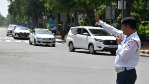 Deputy commissioner of police (central range traffic) K Ramesh said that depending on traffic
