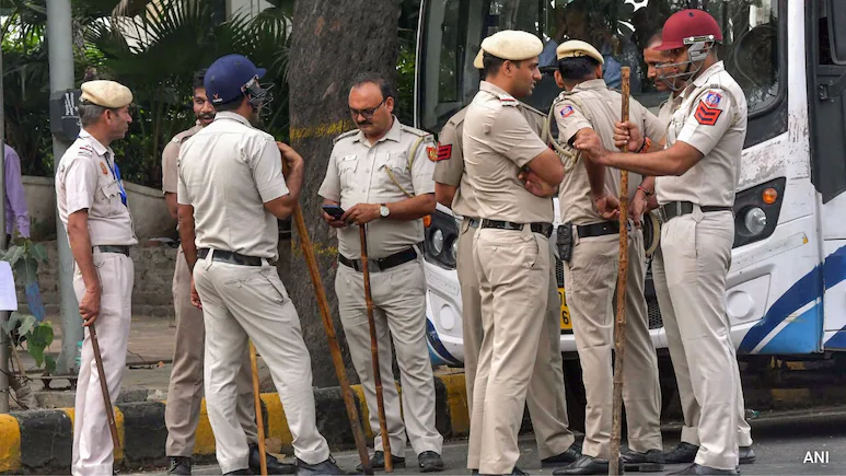 Delhi Cops Bust Sextortion Racket — Obscene Calls, App, Rs 1-Crore Trail