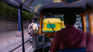 Bengaluru Auto Driver Allegedly Chases Rapido Bike, Tries To Grab Passenger's Hand