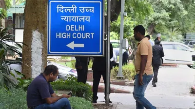 Delhi high court refuses to stay probe into two journalists accused of making casteist remarks