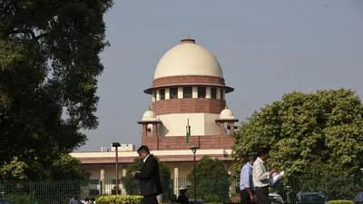 SC rejects plea against dropping disqualification proceedings against AIADMK MLAs