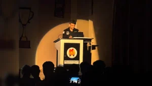 During the interaction, Shukla spoke about the emotional experience of seeing the Indian