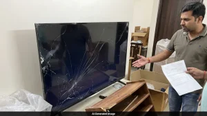 The company's legal department then offered him Rs 15,000 towards the damaged television