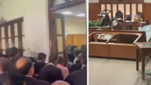 Allahabad HC lawyers stage protest over alleged misbehaviour by judge, vandalise courtroom furniture