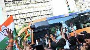 Rahul Gandhi's protest call receives massive response as thousands join INDIA bloc march to SC