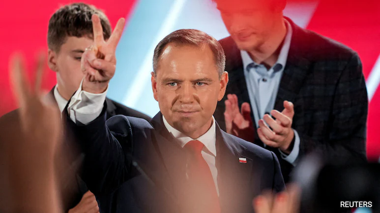 Polish President Calls Crisis Talks Amid 'Coup' Charge — "Threat To Internal Security"