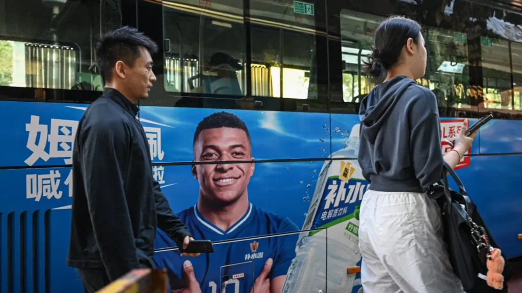 Real Madrid forward Kylian Mbappe has apologised to Chinese fans over his comments about a meme